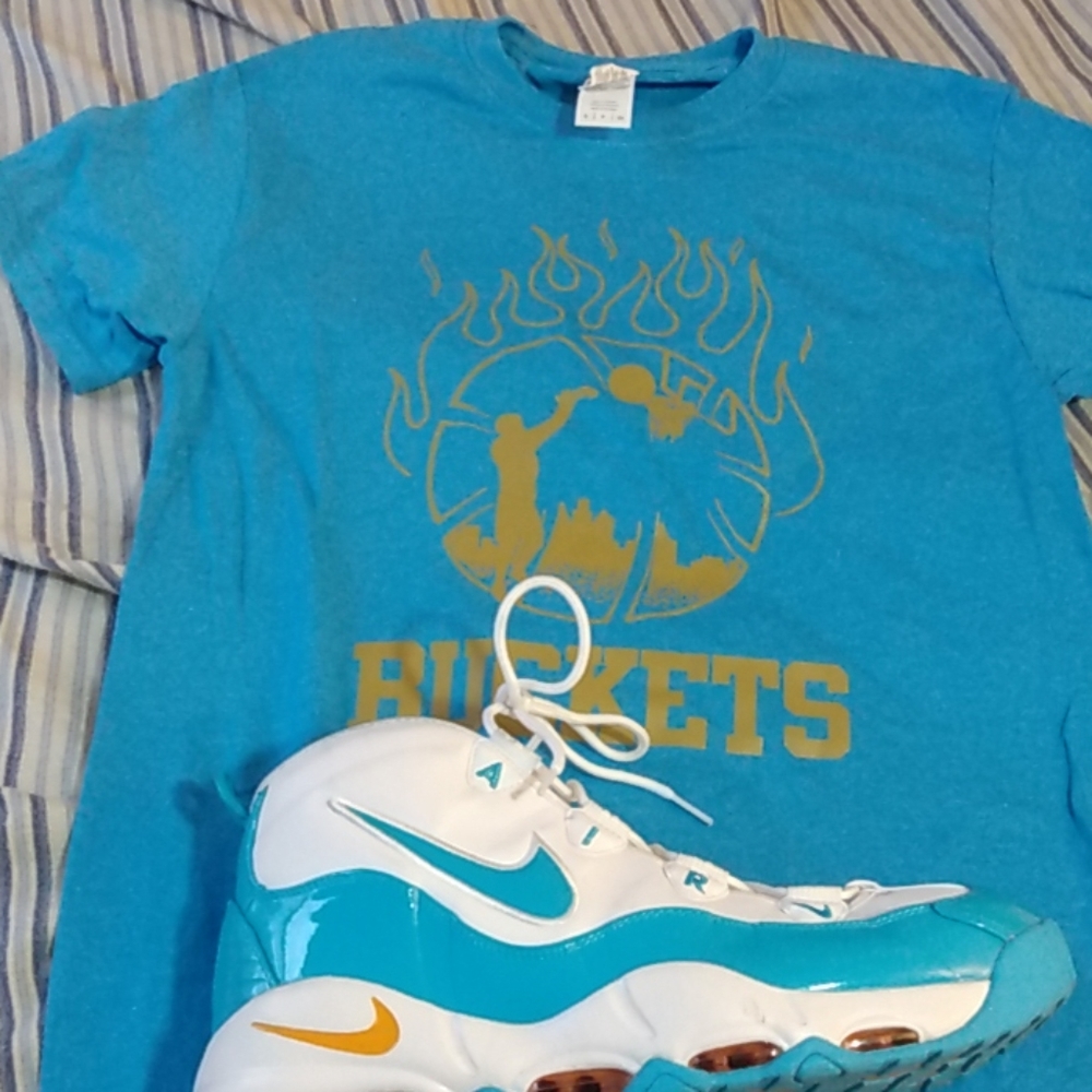 Men's Buckets T-shirt